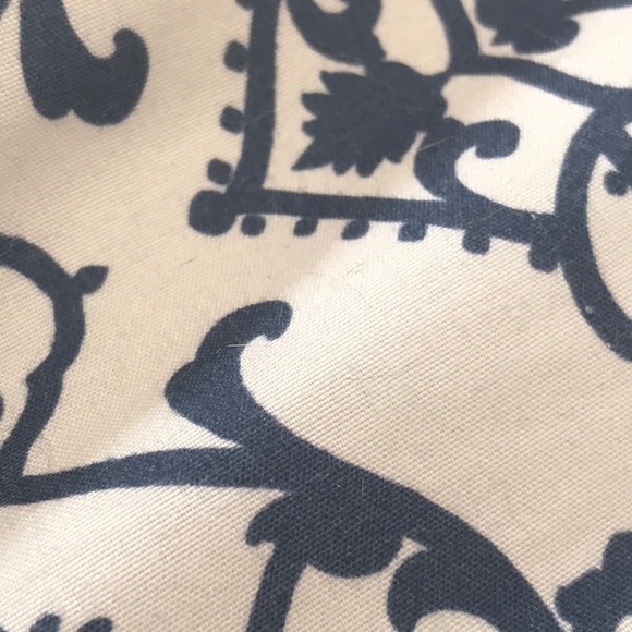 Meet your Posher, Justine - Picture 1 of 1